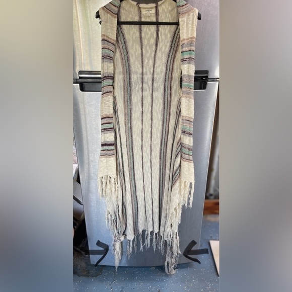 UMGEE women’s M Boho open Sleeveless‎ cardigan LAGNELOOK fringe mid calf style - Picture 3 of 9
